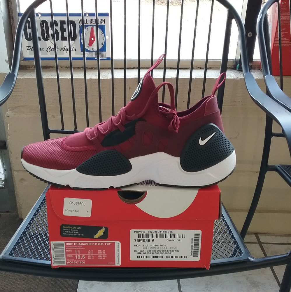 Nike Huarache E.D.G.E